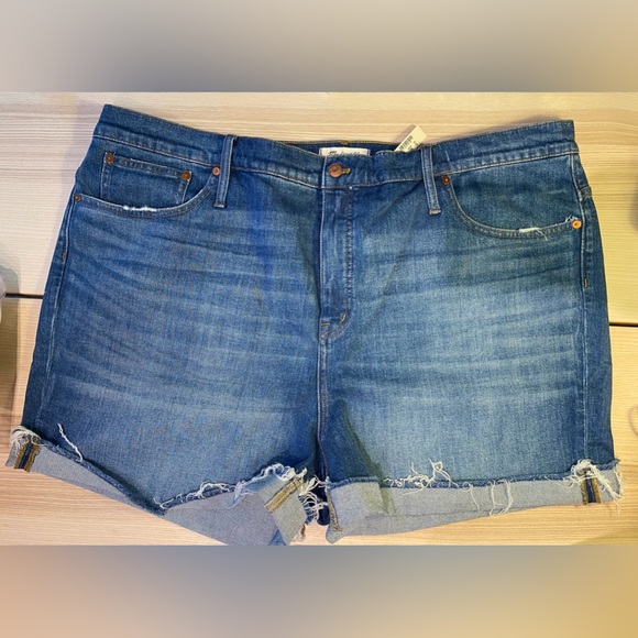 NWT MADEWELL DENIM HI-RISE CUTOFF DENIM SHORTS, JEAN SHORTS- SIZE 37, 14, 16 - Picture 4 of 16